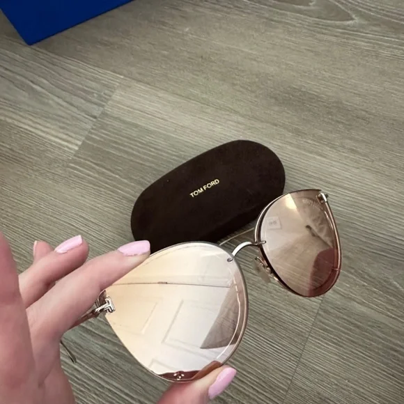 Tom Ford Rose Gold Sunglasses - Picture 2 of 5